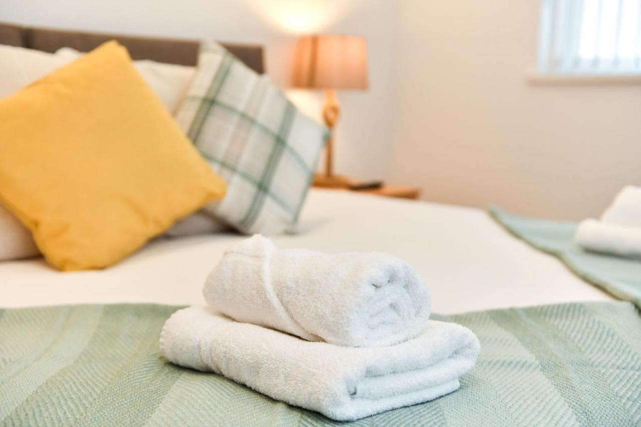 Just Wales - Meridian Wharf, Marina View - 2 Bed Apartamento *
